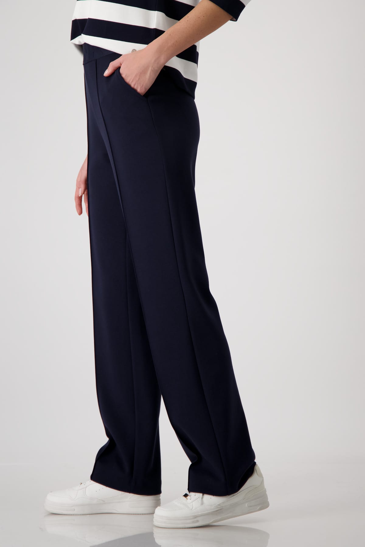 БРЮКИ MONARI прямой свободный силуэт с эластичным поясом и карманами
